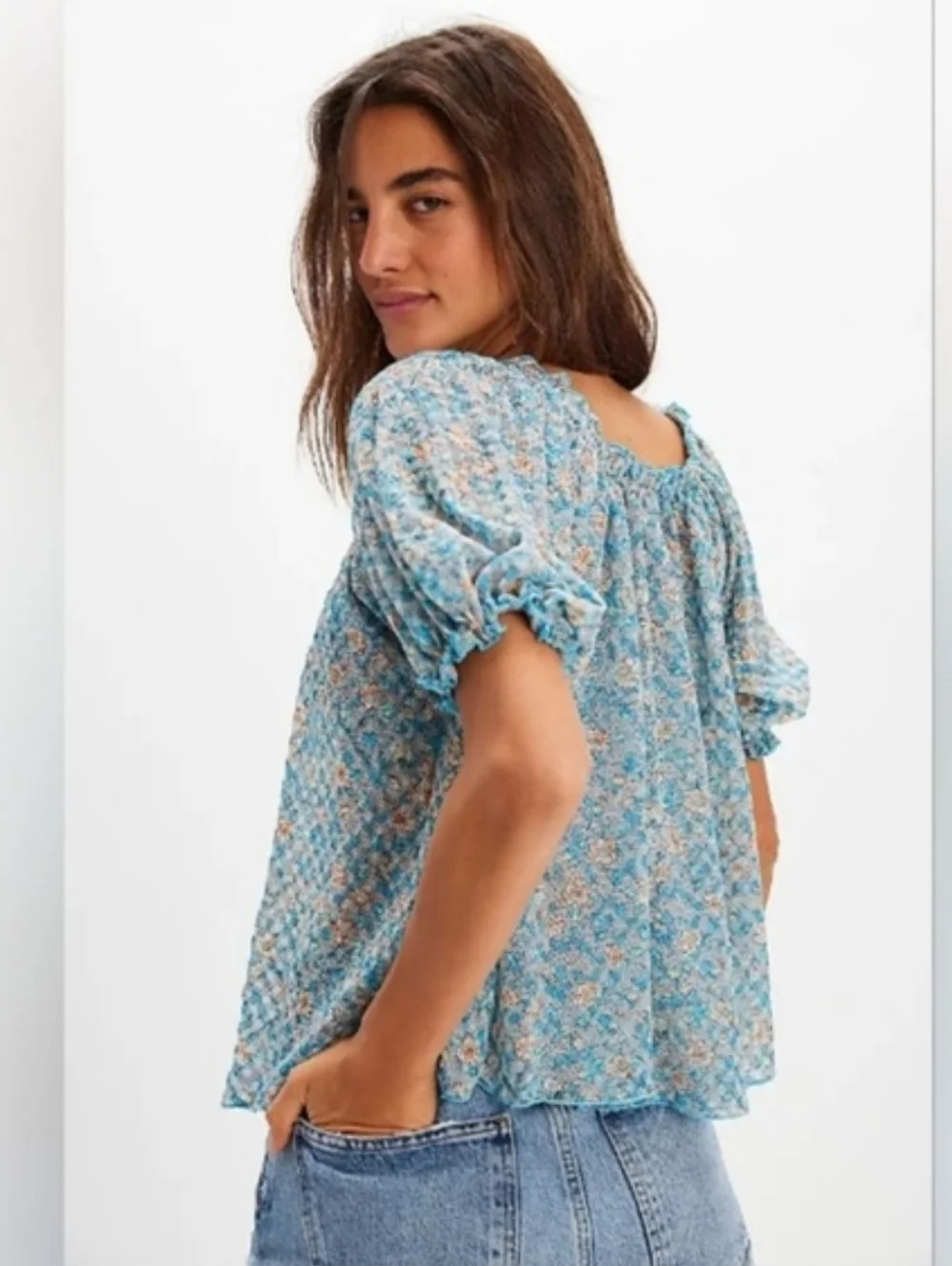 Free People Astra Peasant Top in Blue Daisy Floral Print Size Medium - Picture 2 of 6